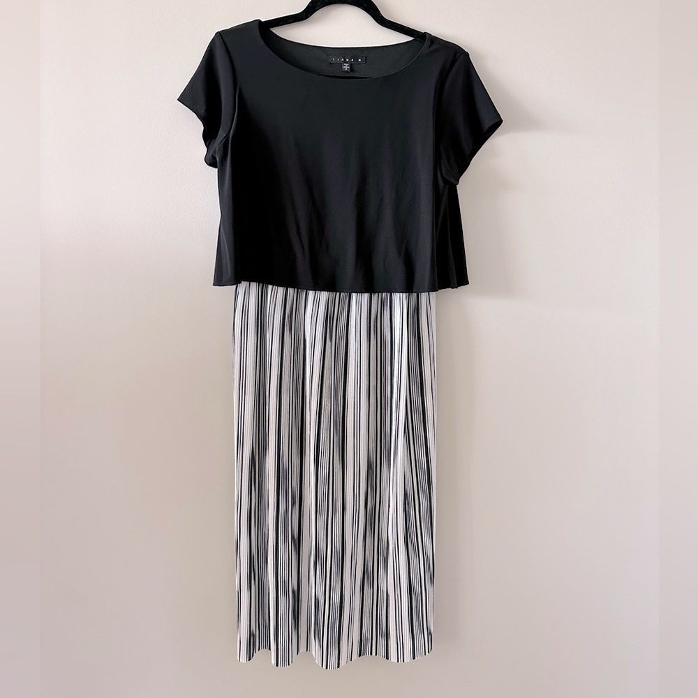 Tiana B layered dress. Size 8. Black and white stripe.